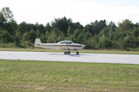 fly_in_fun021004.jpg