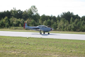 fly_in_fun021005.jpg